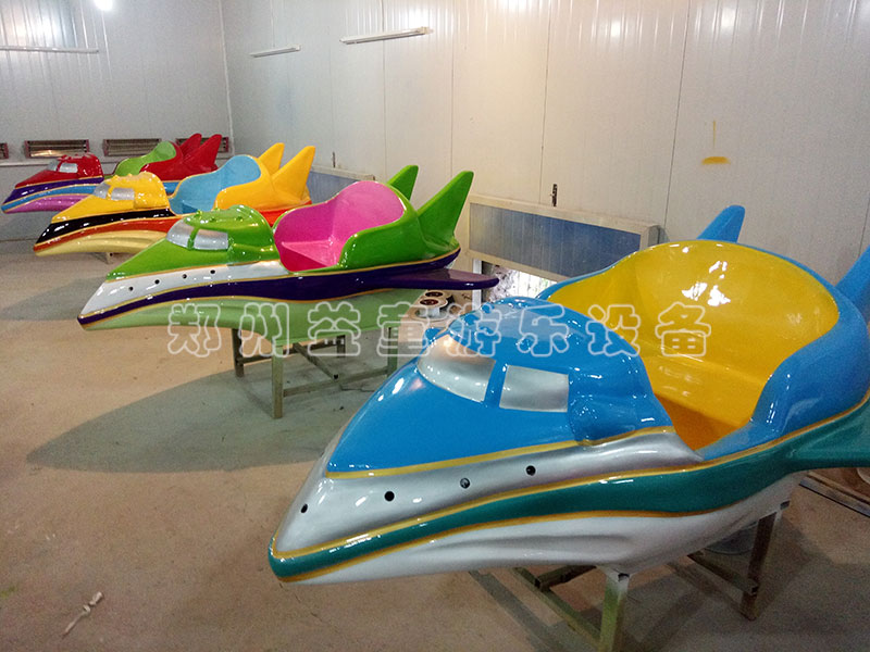 火箭款自控飞机